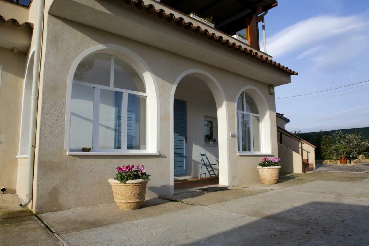 Avion B&B Elmas ภายนอก รูปภาพ